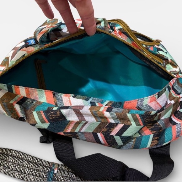 KAVU Rope Sling Pack - Picture 5 of 7